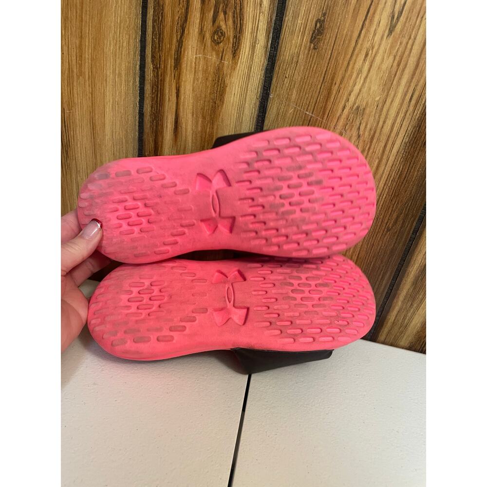 Under Armour Youth size 3 Y hot pink & black slip on flip flop slide unisex - Picture 7 of 7